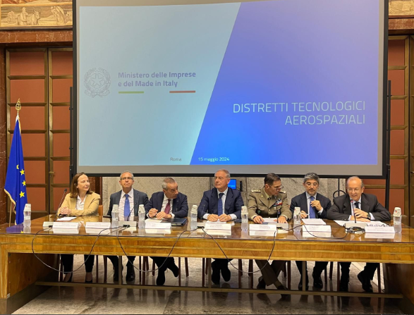 Mimit: presentati ai distretti i contenuti della legge sullo spazio